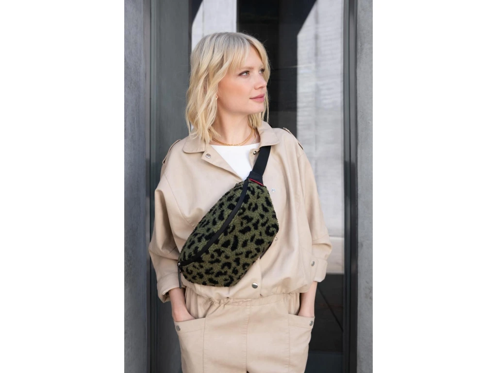 Taška na opasek Reisenthel Beltbag teddy leo olive - Obrázek 6