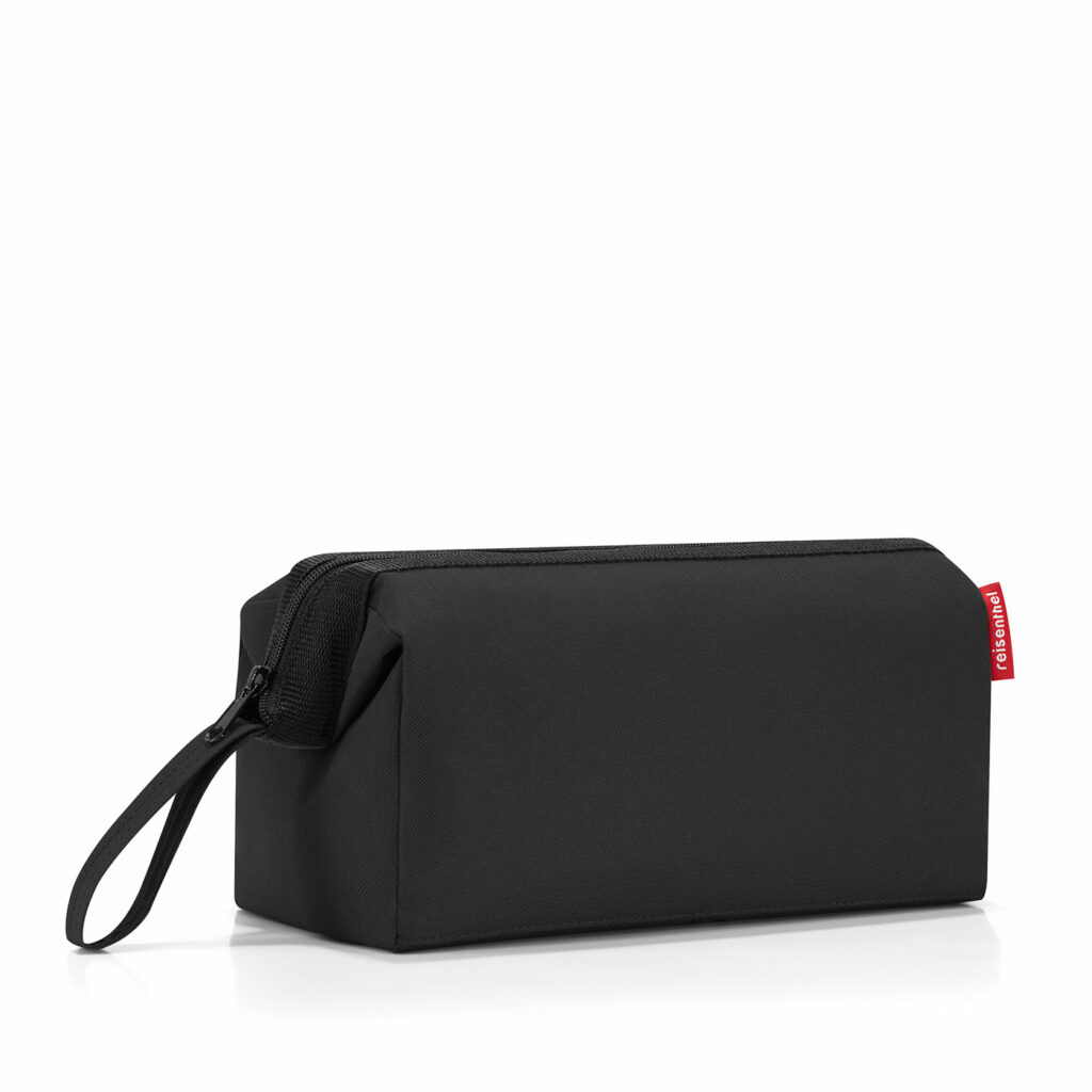 Kosmetická taška Reisenthel Travelcosmetic black | 4 l | černá | Black | 26x13,5xV.18 cm | Reisenthel | v ruce
