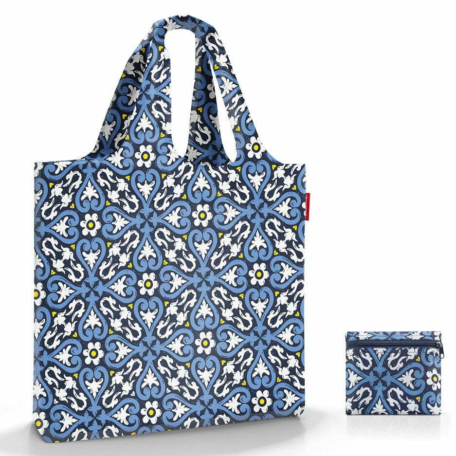 Nákupní taška Reisenthel Mini maxi beachbag floral 1 | 40 l | modrá | Floral 1 | 62,5x13xV.42 cm | Reisenthel | v ruce, přes rameno