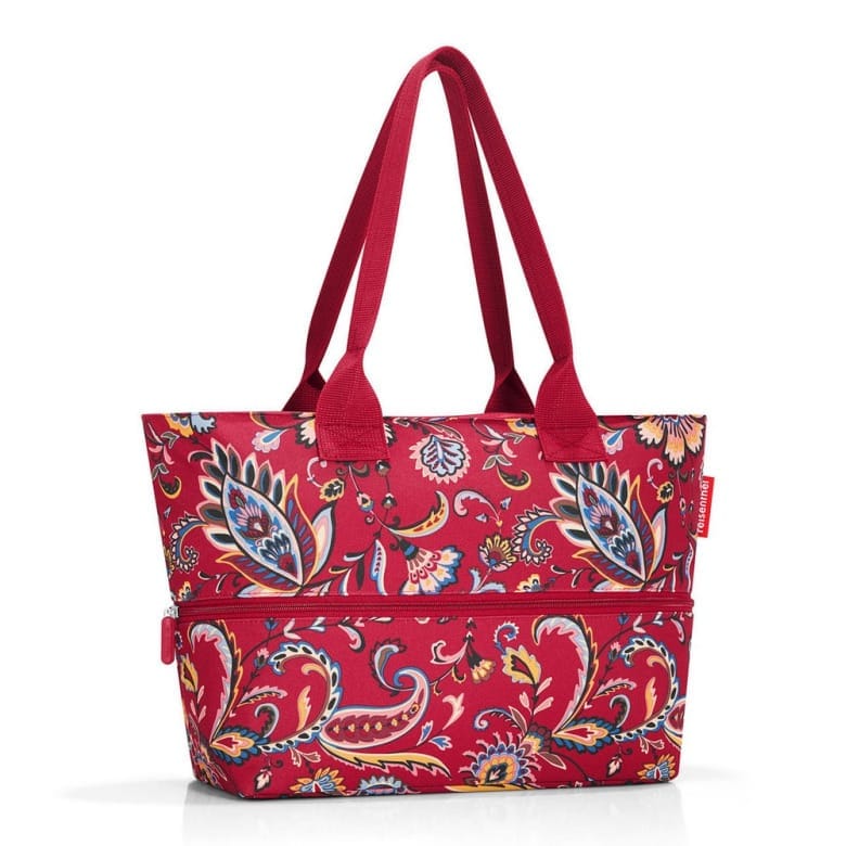 Taška Reisenthel Shopper E1 paisley ruby | 12l / 18l | červená | Paisley ruby | 50x26,5x16,5 cm / 50x35,5x16,5 cm | Reisenthel | v ruce, přes rameno