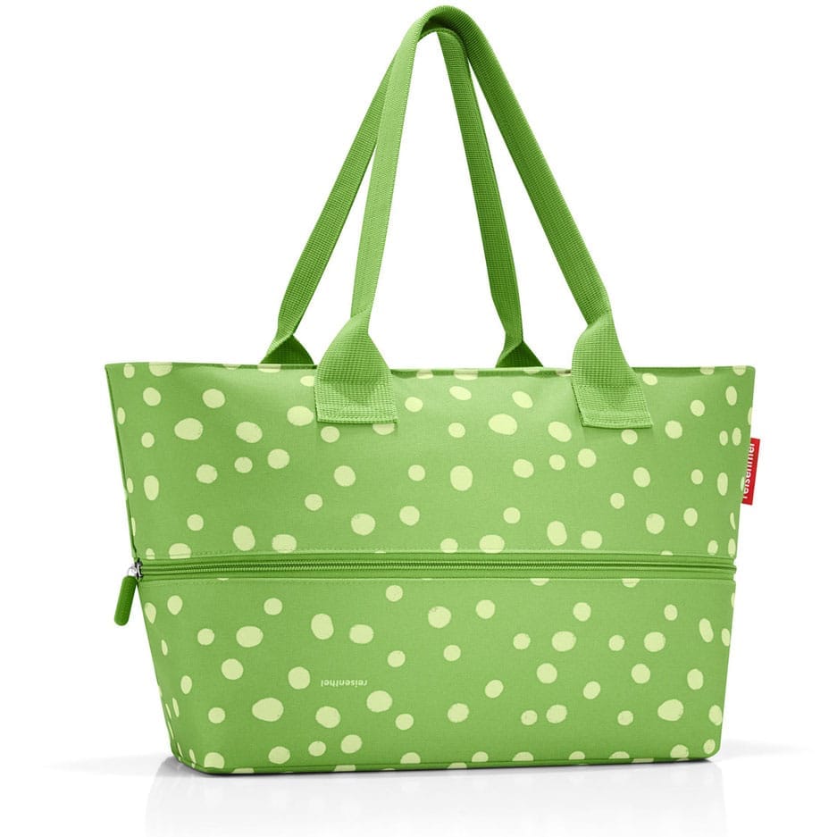 Taška Reisenthel Shopper E1 spots green | 12l / 18l | zelená | Spots green | 50x26,5x16,5 cm / 50x35,5x16,5 cm | Reisenthel | v ruce, přes rameno