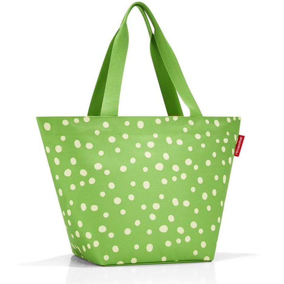 Taška Reisenthel Shopper M spots green | 15 l | zelená | Spots green | 51x26xV.30,5 cm | Reisenthel | v ruce, přes rameno