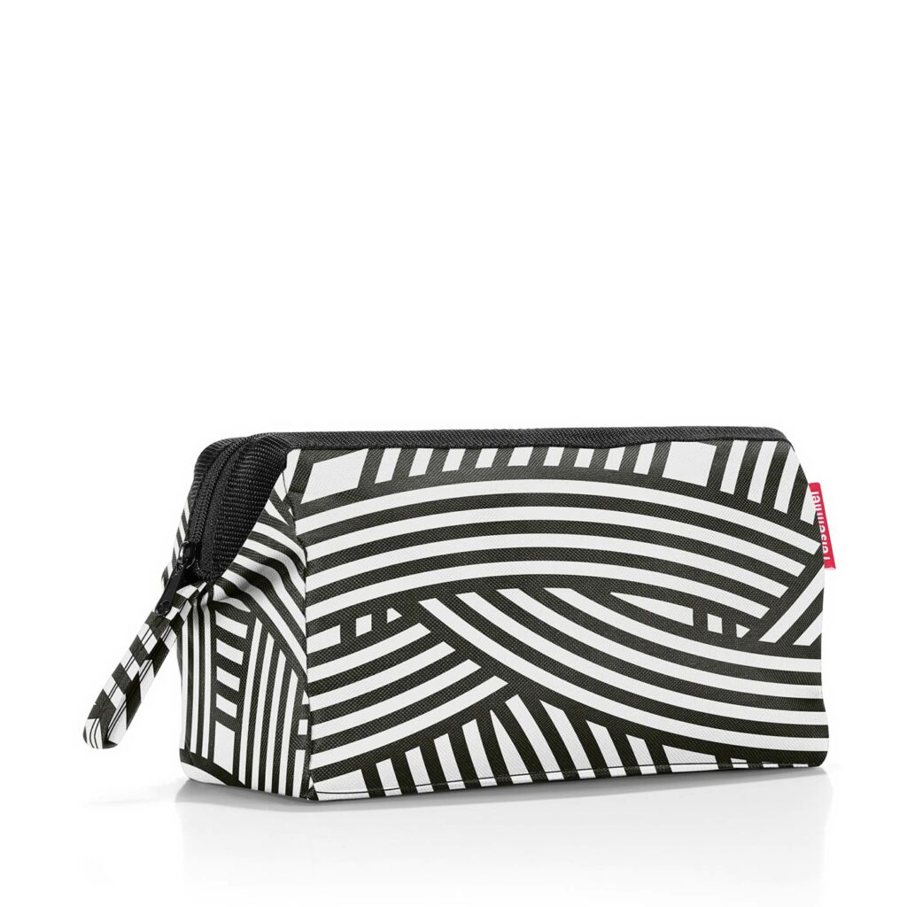 Kosmetická taška Reisenthel Travelcosmetic zebra | 4 l | vícebarevná | Zebra | 26x13,5xV.18 cm | Reisenthel | v ruce