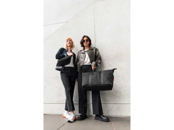 Cestovní víkendová taška Reisenthel Extralite Weekender L mesh black - Image 10