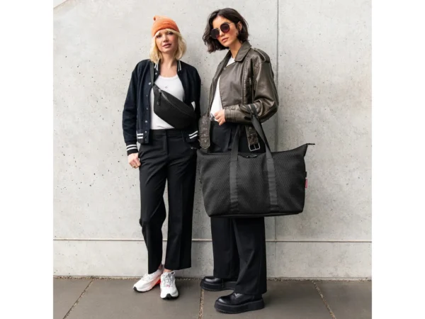Cestovní víkendová taška Reisenthel Extralite Weekender L mesh black - Image 2